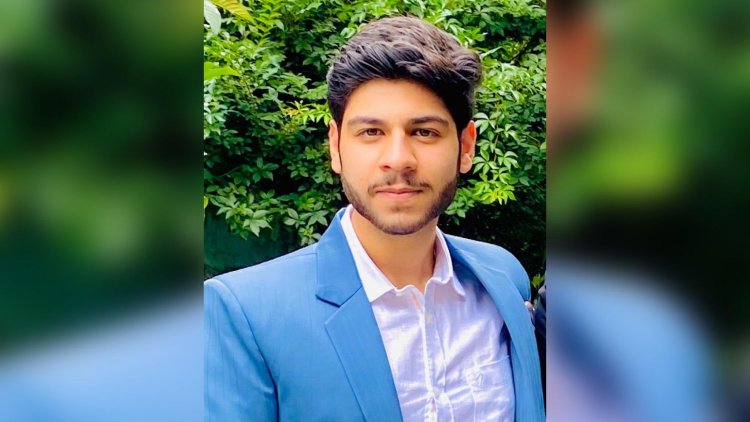 One of the Top Influential Social Activist from Jammu & Kashmir  supporting the youth is Maroof Khan